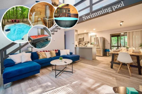 4BD Family Cottage in Pocono Forest W Private Pool & Hot-tub